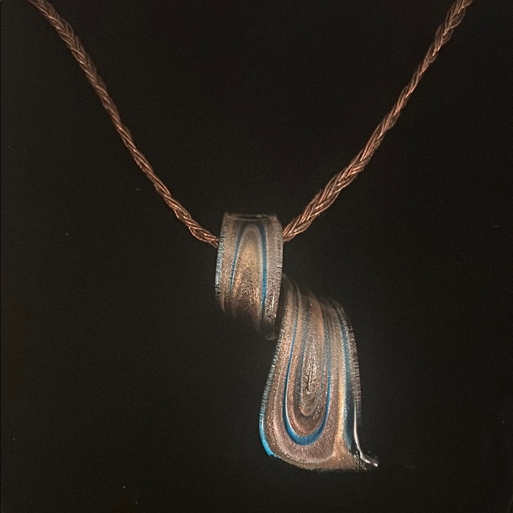 Murano Glass Elegant Silver and Blue Pendant Necklace